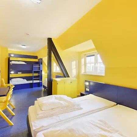 Bed'nbudget Expo-hostel Vandrerhjem