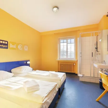 Bed'nbudget Expo-hostel Vandrerhjem